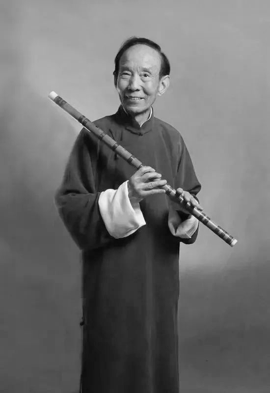 陆春龄